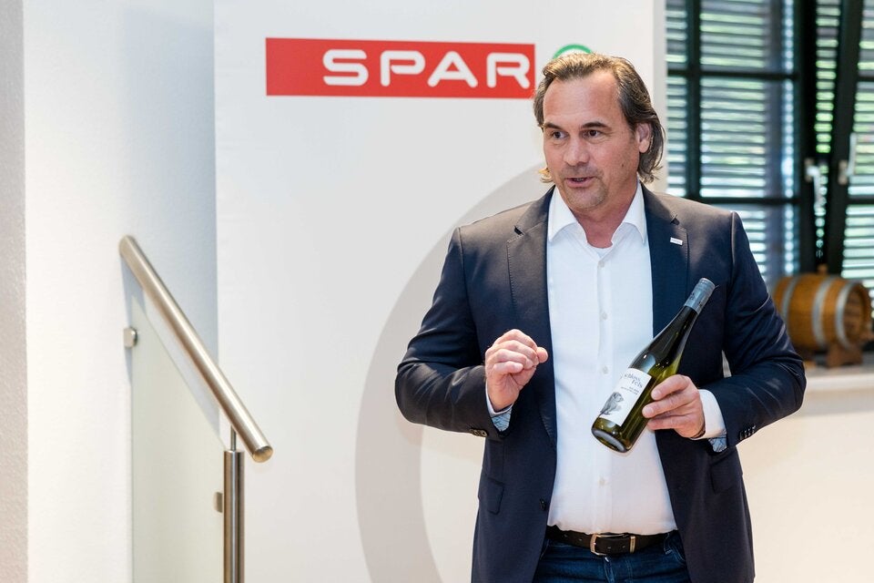 Seit Anfang 2024 leitet Christian Bauer das Weingut Schloss Fels