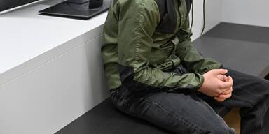 jugendlicher vor Greicht