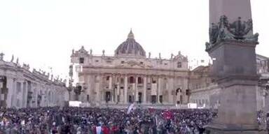 Jubel am Petersplatz: "Leone, Leone!"