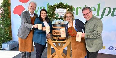 Mikl-Leitner eröffnete waldviertelpur am Wiener Rathausplatz