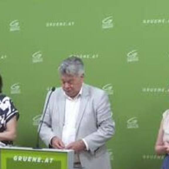 Kritik der Grünen: 100 Tage Regierung, 100 Rückschritte