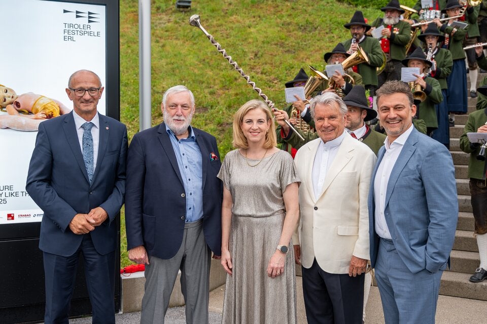 Anton Mattle, Franz Fischler, Beate Meinl-Reisinger, Hans Peter Haselsteiner und Jonas Kaufmann.