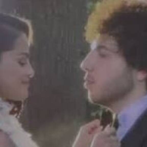 Traumhochzeit: Selena Gomez heiratet Benny Blanco