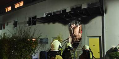 Wohnung in Flammen - drei Bewohner verletzt