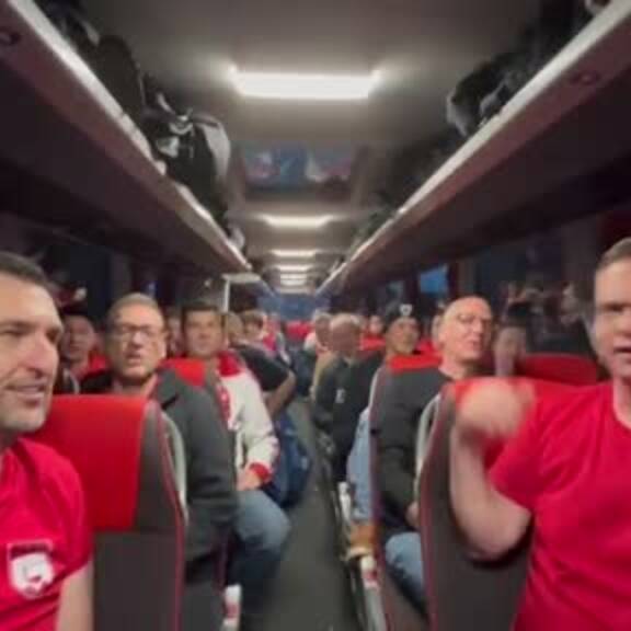 Mega-Stimmung vor WM-Quali: Grazer ÖFB-Fans auf dem Weg nach Wien