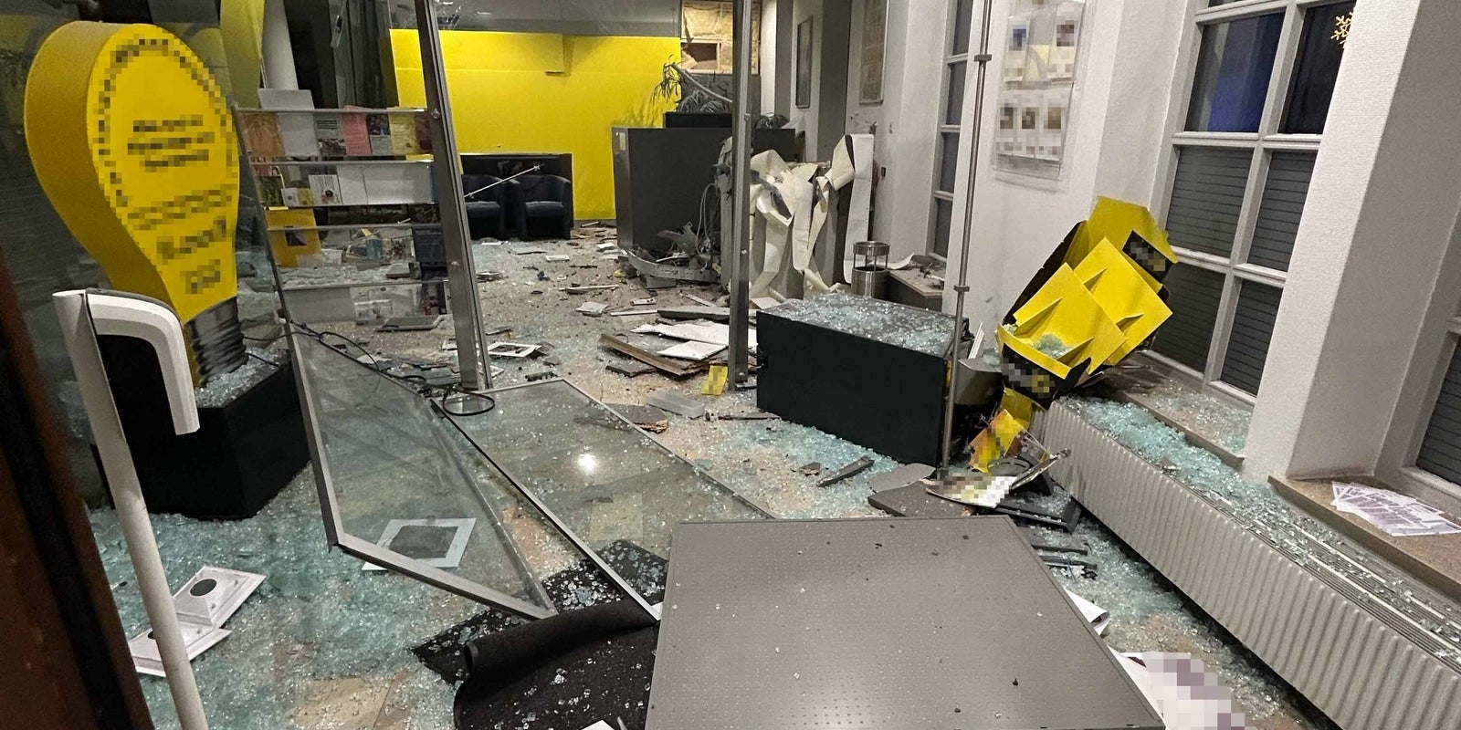 Image for Nächster Bankomat gesprengt - Täter kamen mit Motorroller