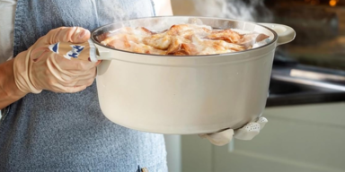 Gusseisen wie von Le Creuset &ndash; aber g&uuml;nstiger: 5 T&ouml;pfe &uuml;berzeugen beim Braten, Schmoren und Backen