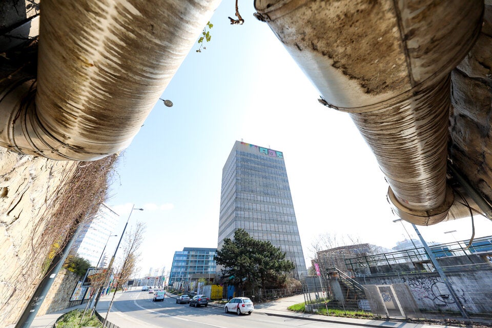 Riesenwandgemälde startet Transformation am APA-Turm-Areal