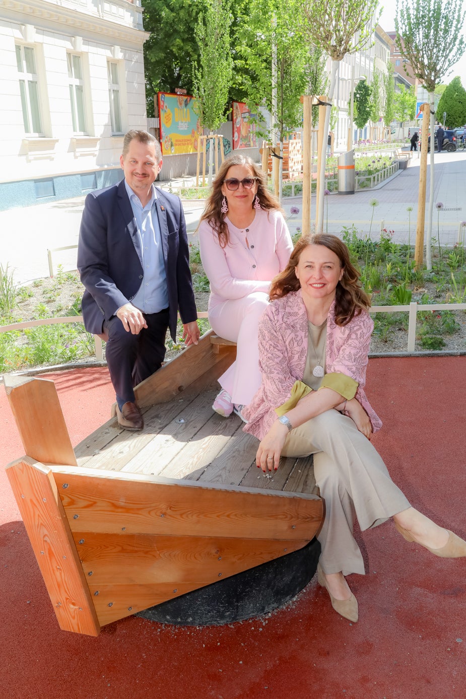 Sima: Supergrätzl Favoriten - Wiens größtes urbanes Freiluft-Wohnzimmer ist fertig!