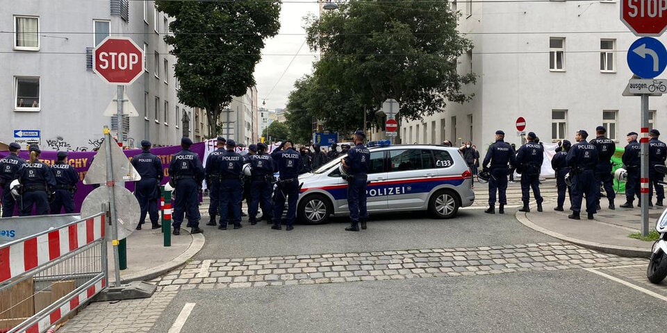 Rechtsextremen-Demo vor Asylzentrum in Wien