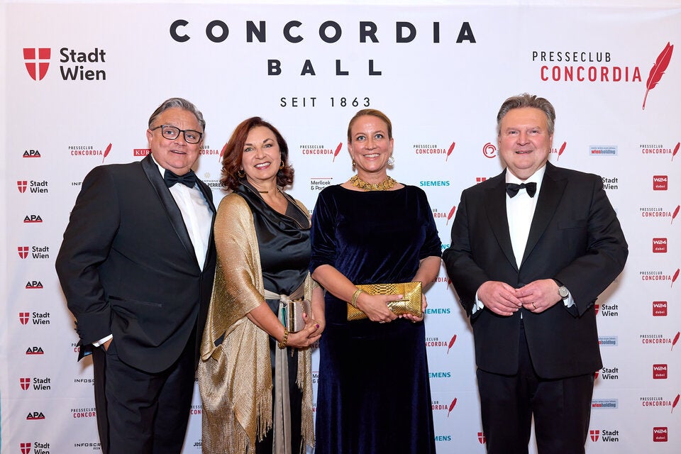 Bürgermeister Michael Ludwig (rechts) begrüßte die Gäste. 