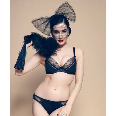 Dessous-Kollektion : Von Follies by Dita von Teese