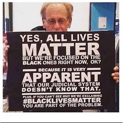 23. Weil sie bei jedem noch so anstrengenden, zermürbenden Job Zeit für Spaß und Albernheiten findet. 