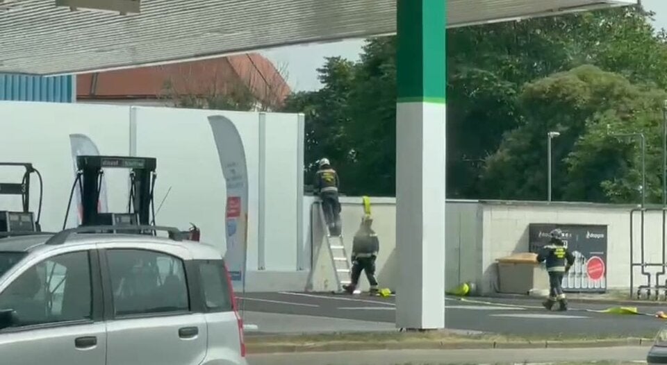 Rauchsäule über dem 11. Wiener Bezirk