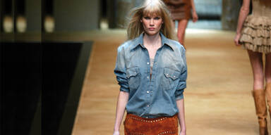 Das Jeanshemd feiert ein Comeback
