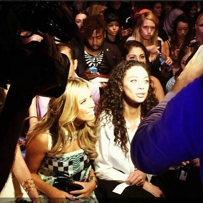 Das Team hinter der Versace Modenschau 