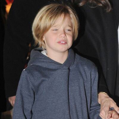 Angelina Jolie mit Töchtern unterwegs