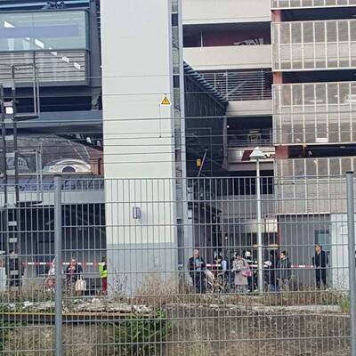 Oberleitung bei Liesing gerissen