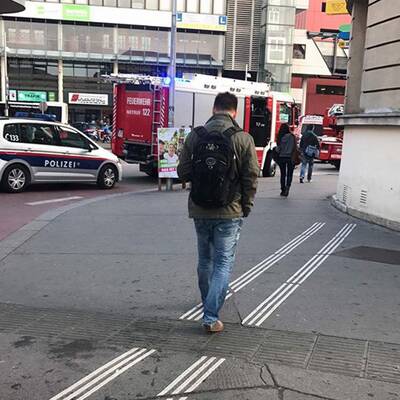 Oberleitung bei Liesing gerissen