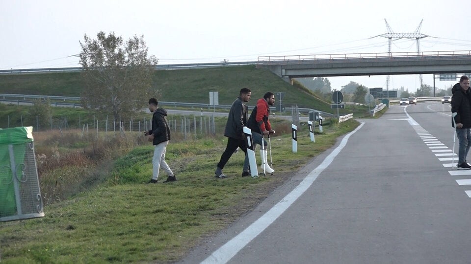 Flüchtlingskolonnen am Weg nach Österreich