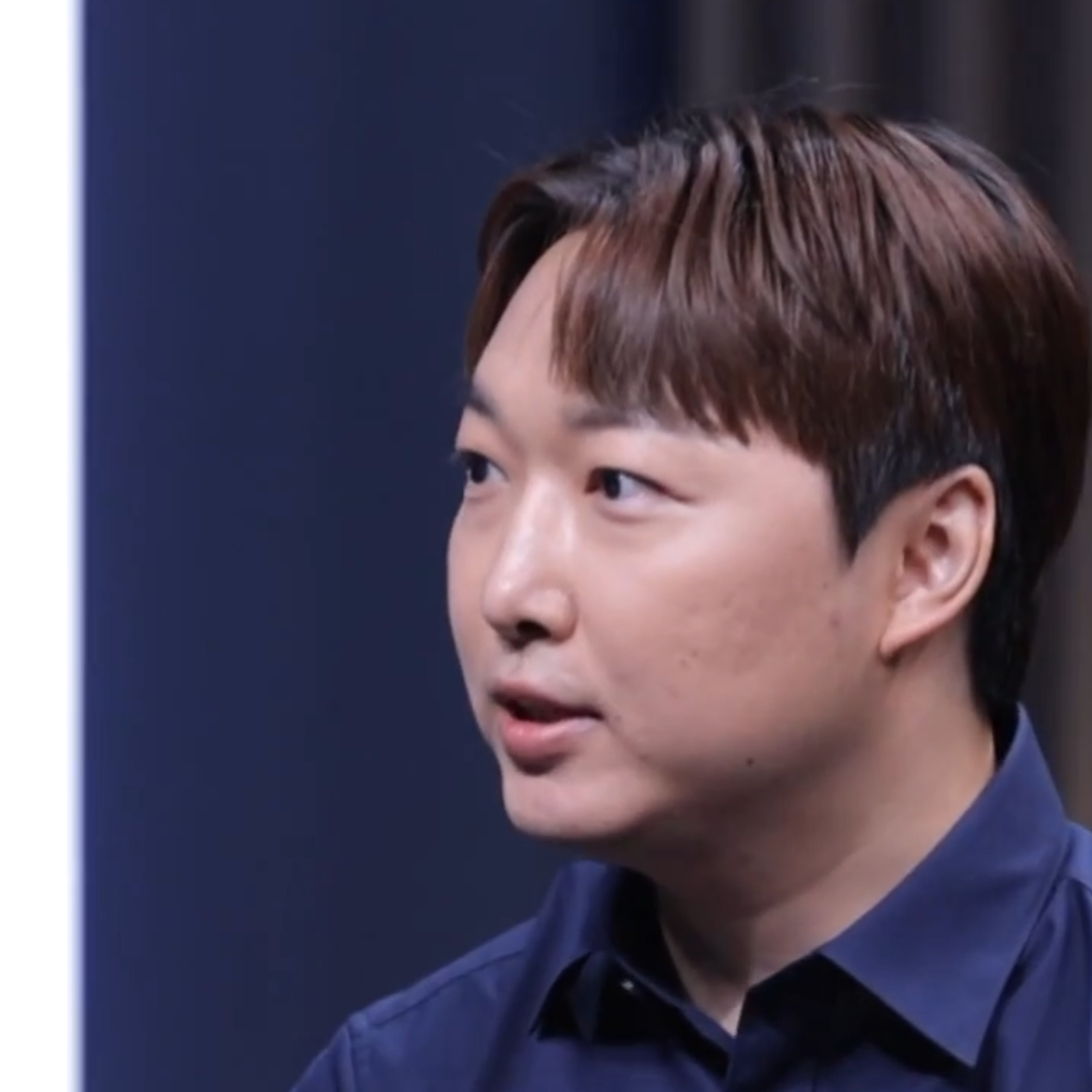 Klügster Mensch der Welt setzt jetzt alles auf DIESE Karte - oe24.at