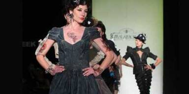 Styling mit romantischen Tattoos