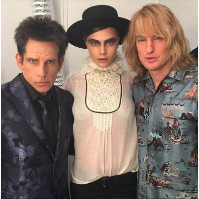 23. Weil sie bei jedem noch so anstrengenden, zermürbenden Job Zeit für Spaß und Albernheiten findet. 