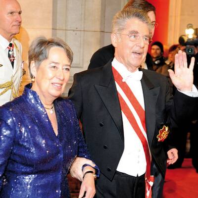 H. Glööckler hält heuer Hof.