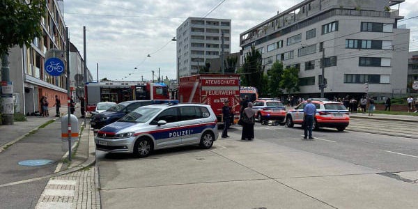 Dramatische Rettung bei Brand in Simmering