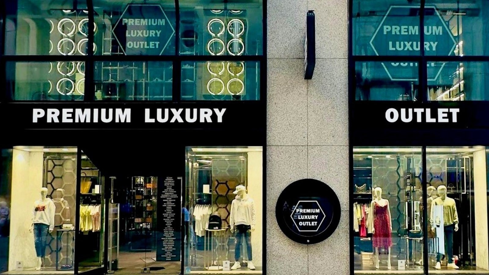 Luxus Bonita Outlet Store Bild