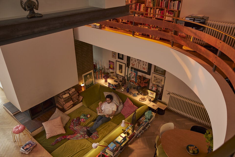 Vintage Love in Hamburg. In einem coolen Bungalow hat sich der Hair- & Make-up-Artist ein gemütliches Zuhause eingerichtet.