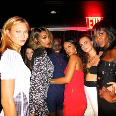 Das Team hinter der Versace Modenschau 