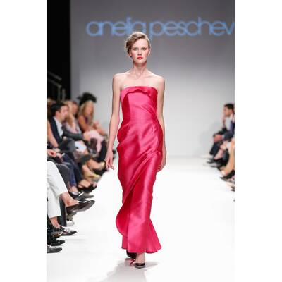ANELIA PESCHEV - MQ Vienna Fashion Week.17.