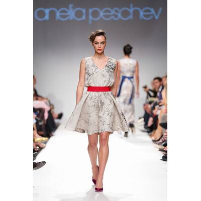 ANELIA PESCHEV - MQ Vienna Fashion Week.17.