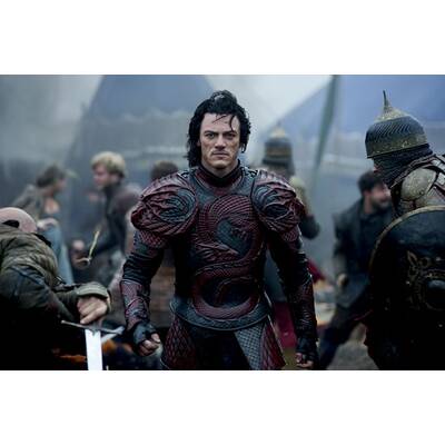 Luke Evans erzählt uns 