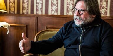 Zolt&aacute;n Sz. B&iacute;r&oacute;