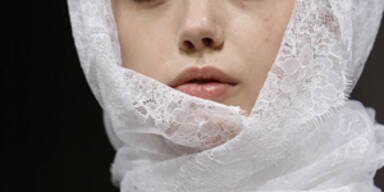 SLIDESHOW: Oscar de la Renta SS10