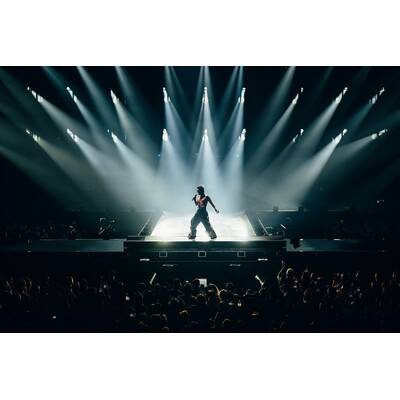 Warten aufs Voting: Nemo performt seinen neuen Song 