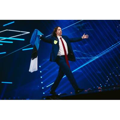 Warten aufs Voting: Nemo performt seinen neuen Song 