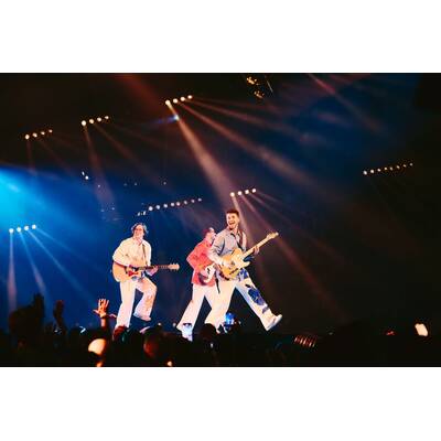 Warten aufs Voting: Nemo performt seinen neuen Song 