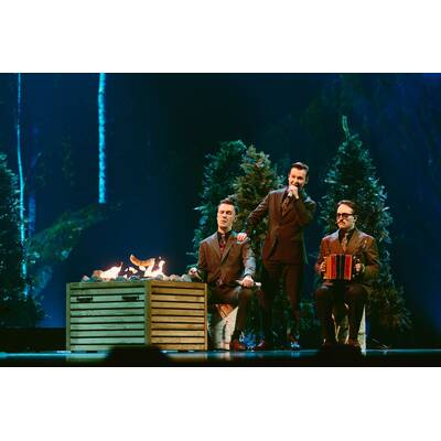 Warten aufs Voting: Nemo performt seinen neuen Song 