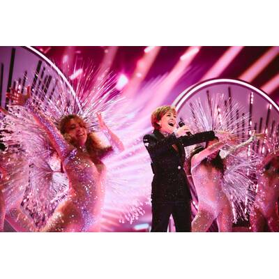 Warten aufs Voting: Nemo performt seinen neuen Song 