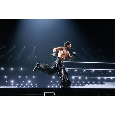 Warten aufs Voting: Nemo performt seinen neuen Song 