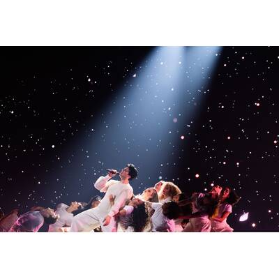 Warten aufs Voting: Nemo performt seinen neuen Song 