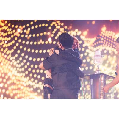 Warten aufs Voting: Nemo performt seinen neuen Song 