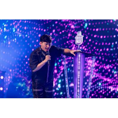 Warten aufs Voting: Nemo performt seinen neuen Song 