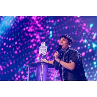 Warten aufs Voting: Nemo performt seinen neuen Song 