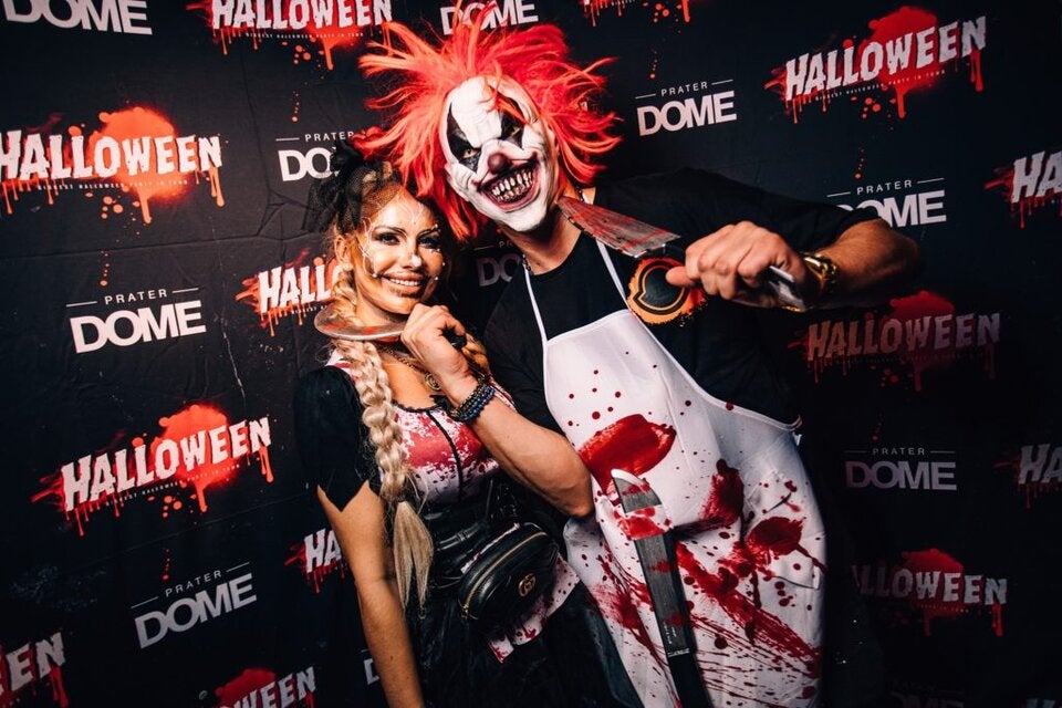 Für alle Nachtschwärmer steigt ab 22:00 Uhr im Prater Dome die größte und schaurigste Halloween Party Wiens.