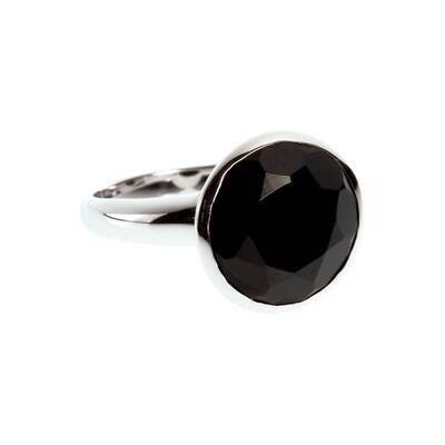 So stilsicher zeigen Stars Haut