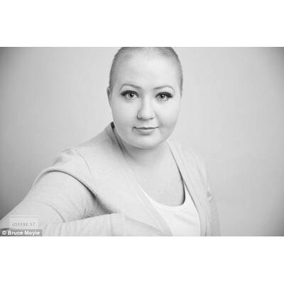 Allison Snares mutige Aktfotos